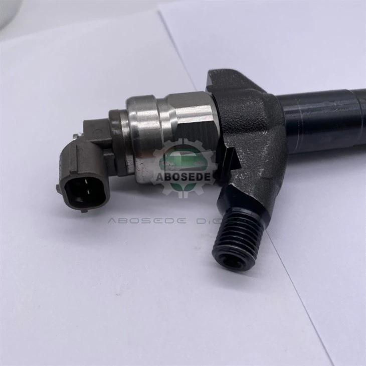 095000‑5810 / 6C1Q‑9K546‑BB Common Rail Injector — Precision Fuel Control For Turbo Diesel Engines factory